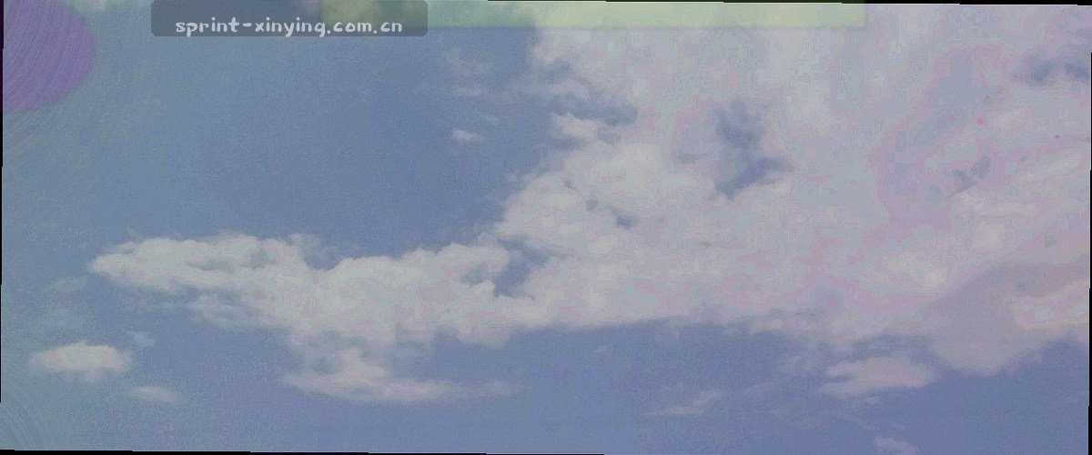 暗色纸张纹理与战术网格线交叠的抽象背景，带轻微斜向光影